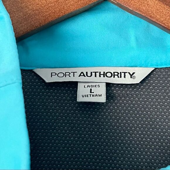 Port Authority Soft Shell Jacket Size L - Picture 9 of 9